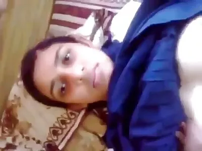 परफेक्ट होस्टेस 2 व्हिडिओ (केरन ली, लेला स्टार)