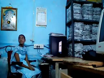 ललित गांड फेंडी