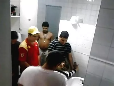 लोट्टो टिट 69 व्हिडिओ (ईव्ह लॉरेन्स)